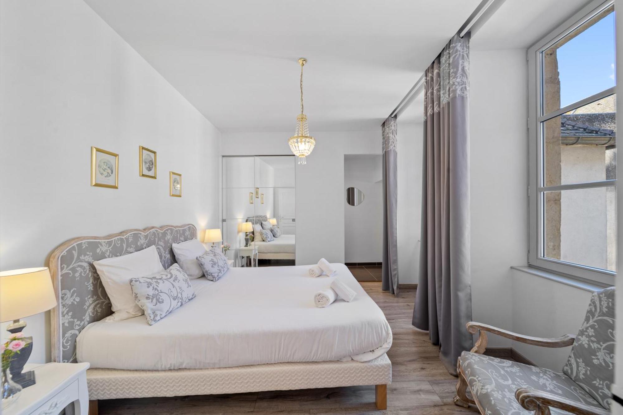 Le Beau Carnot - Appartement En Hypercentre De Beaune Beaune  Eksteriør bilde